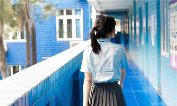 安龙如何找到一个可以帮助我生孩子的女人？